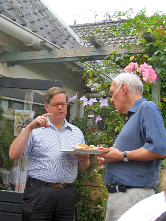 Afscheid van Jurriaan Röntgen (rechts) ...